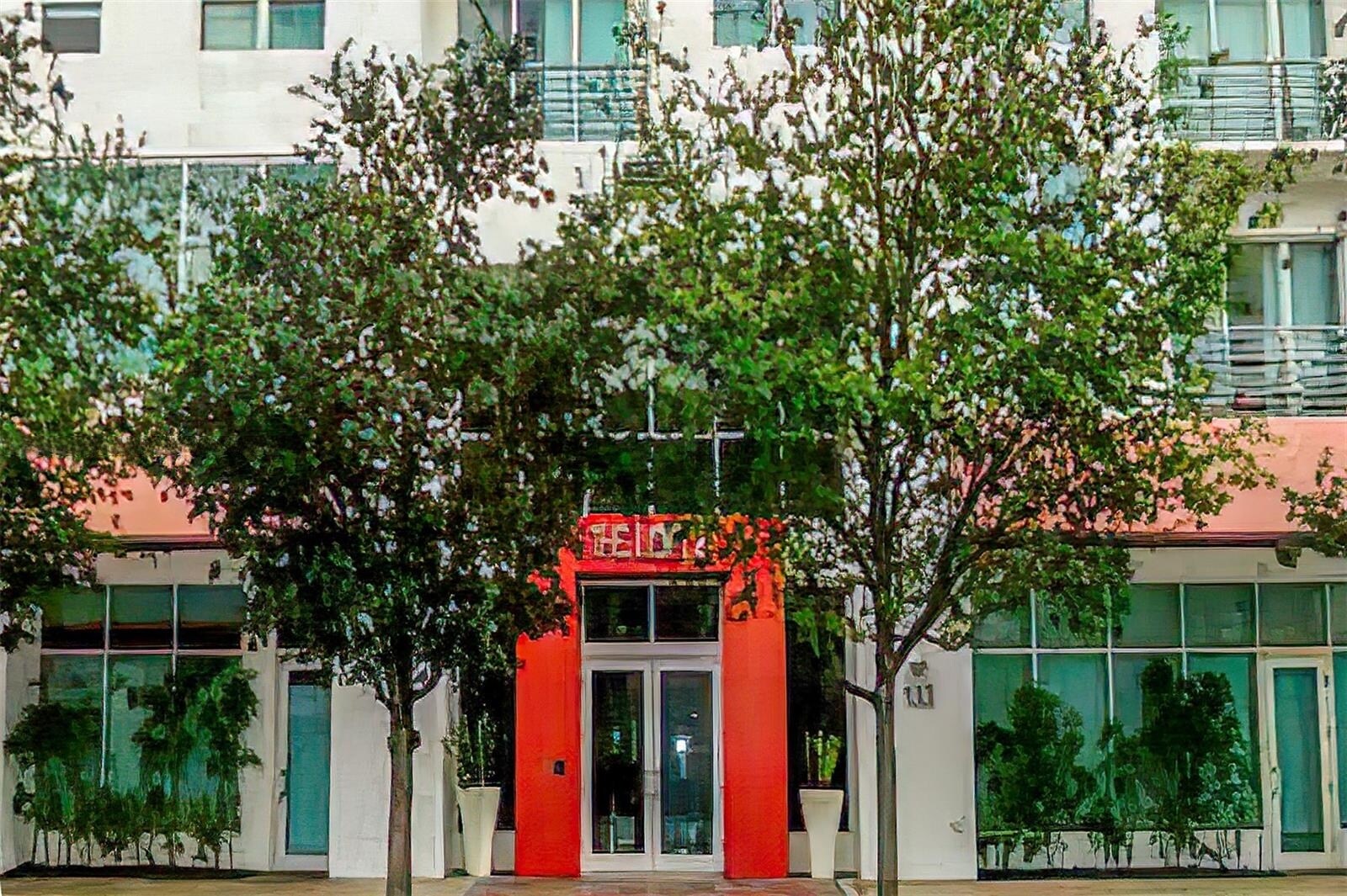 Building Photo - 133 NE 2nd Ave