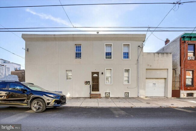 Building Photo - 1400 S Chadwick St