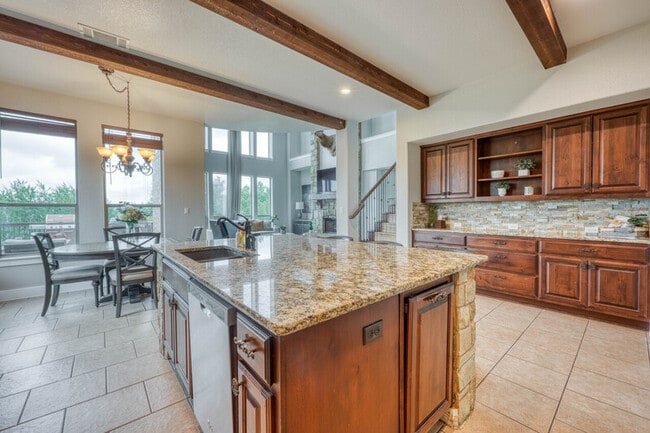 Building Photo - 13700 Lone Rider Trail