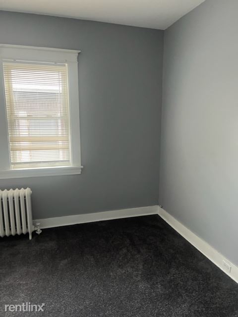 Building Photo - 3 br, 1.5 bath House - 903 Adelaide Street