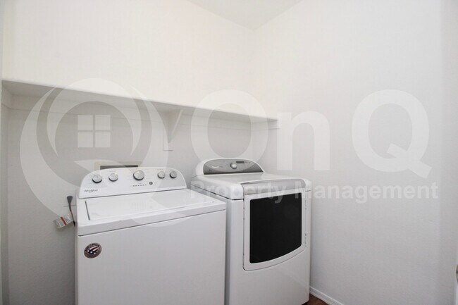 Building Photo - 8078 W Mary Jane Ln