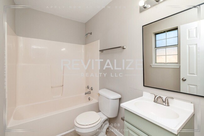 Building Photo - 1066 Bernice Hudson Dr