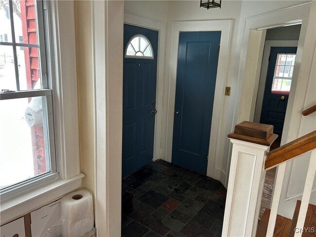 Building Photo - 110 Homewood Dr