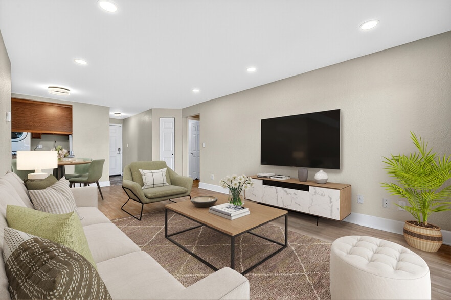 Main living room - 3053 14th Ave W