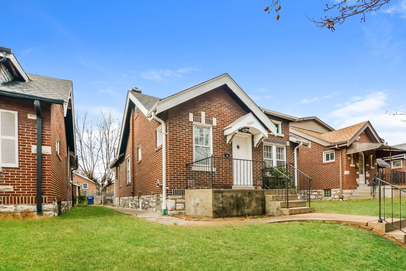 Building Photo - 4021 S Spring Ave