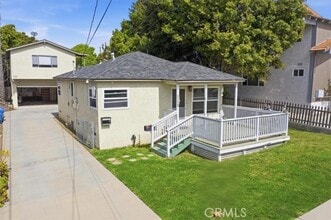 Building Photo - 2103 Harriman Ln