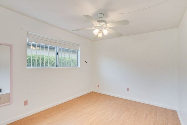 Building Photo - Spacious Tucson Rental Home with Pool & Mo...