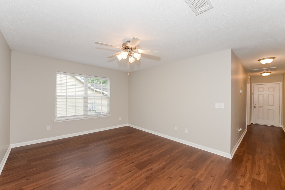 Building Photo - 925 Birchmill Point S