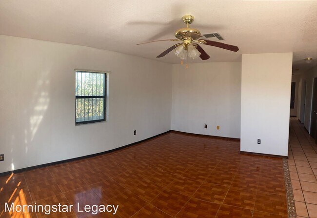 Building Photo - 3 br, 2 bath House - 1751 E Organ Avenue