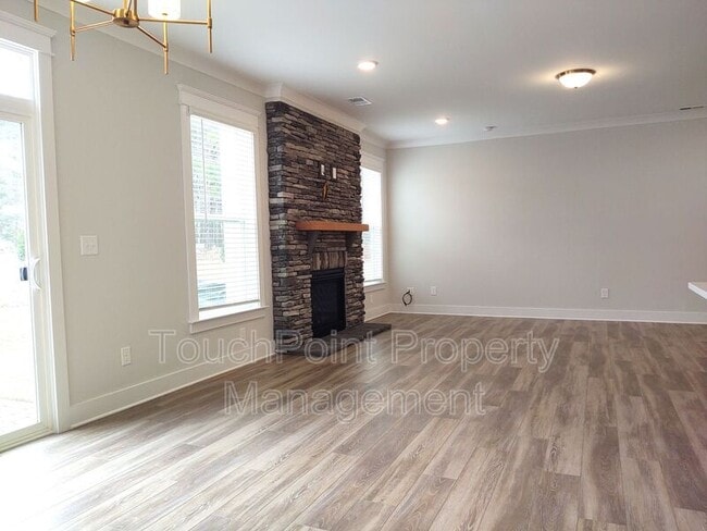 Building Photo - 4013 Belle Landing Rd