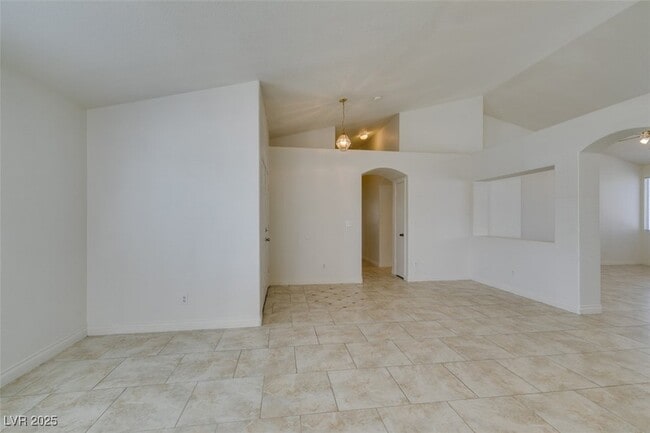 Building Photo - 2510 Roaring Lion Ave