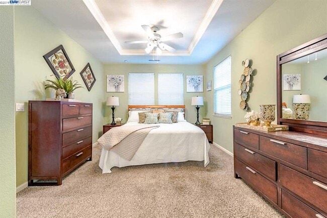 Building Photo - COMING SOON! | $3,700 / 3BR GORGEOUS CENTRAL FREMONT TOWNHOME IN PARKMONT | Photos shown are of a...