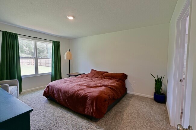Building Photo - 8604 Tarsus Dr