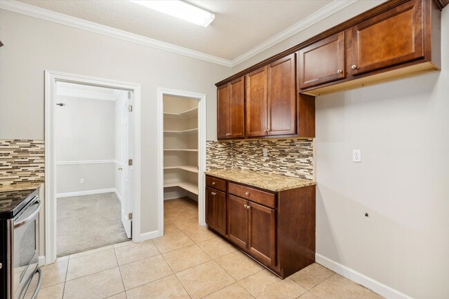Building Photo - Upcoming Fairhope Listing!