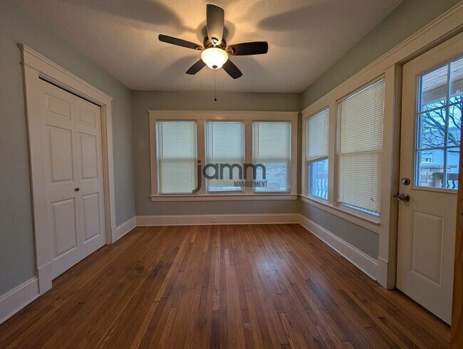 Building Photo - 1560 Coutant Ave