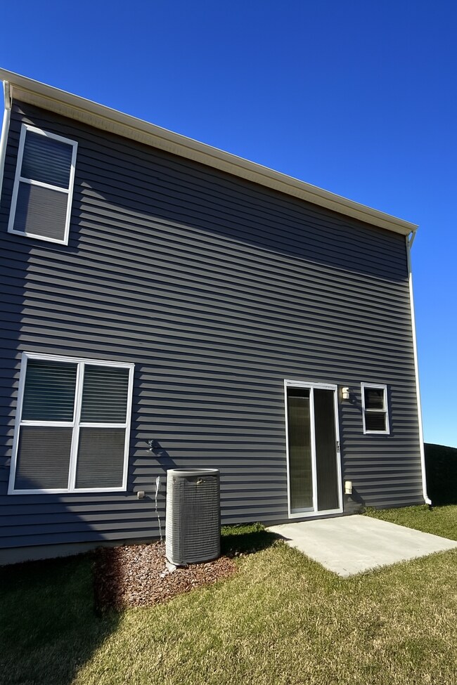 Building Photo - 6017 Northway forest Dr