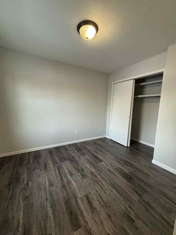 Building Photo - 1610 Tippecanoe Dr