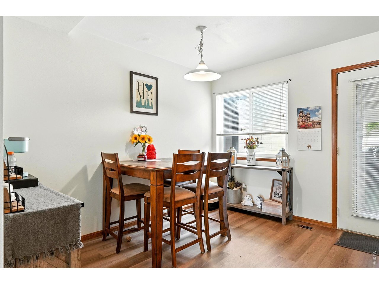 Building Photo - 2122 3rd St SW