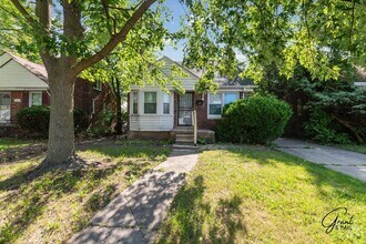 Building Photo - $1250 3 bedroom bungalow