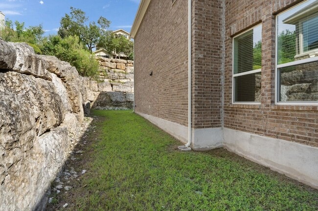 Building Photo - 2304 Arroyo Grande