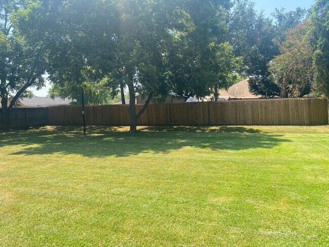 Building Photo - Brownlee Estates