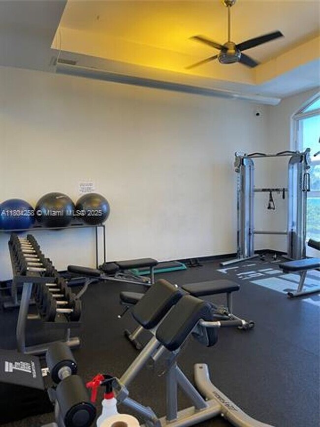 Building Photo - 2080 S Ocean Dr