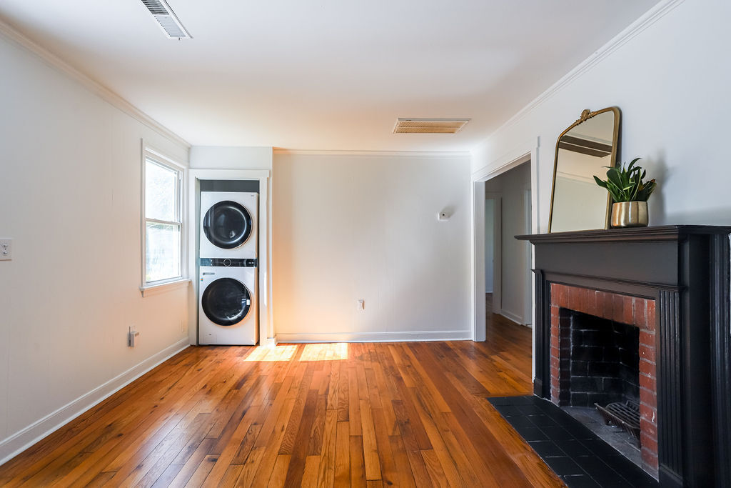 Open living room with new Samsung washer/dryer unit - 2016 Hawthorne St