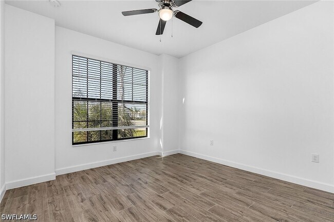 Building Photo - 18312 Ridgeline Dr