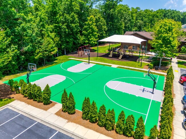 Building Photo - Amenity-Rich neighborhood!