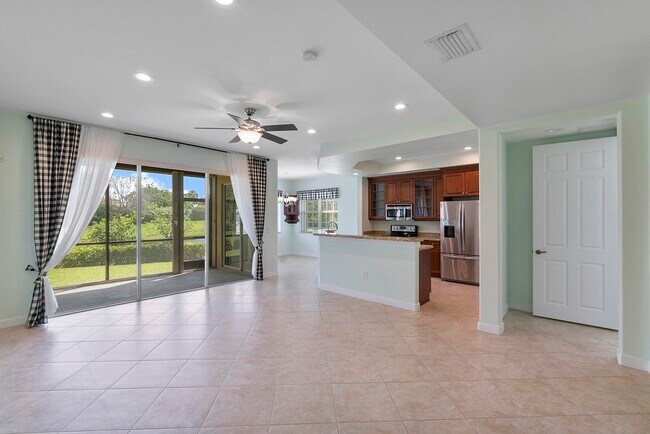 Building Photo - 8342 NW 127th Ln