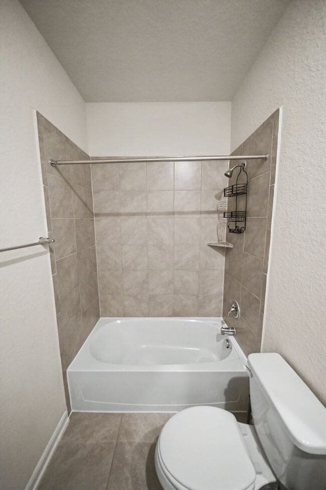 Building Photo - 3037 Beringer Blvd