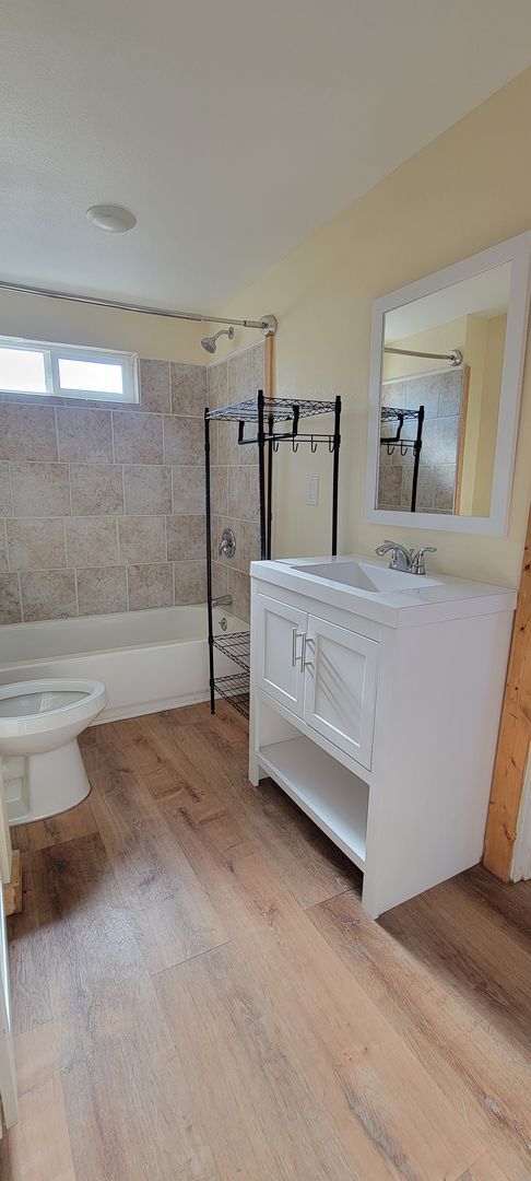 Building Photo - 1 Bedroom Home Near Downtown Florence