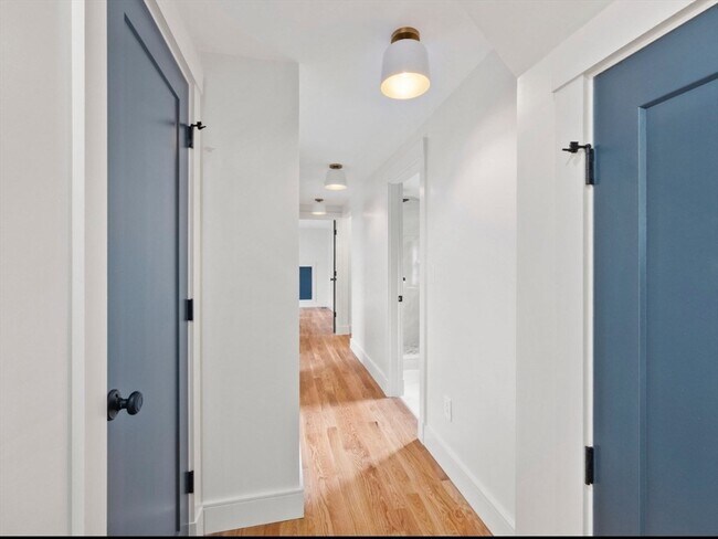 Building Photo - 85 Morton Ave