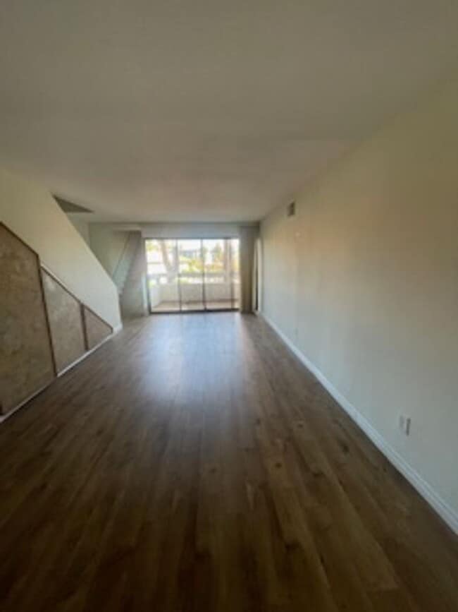 Building Photo - Charming condo near the Village in La Mesa