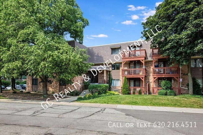 Primary Photo - 1925 Tall Oaks Dr