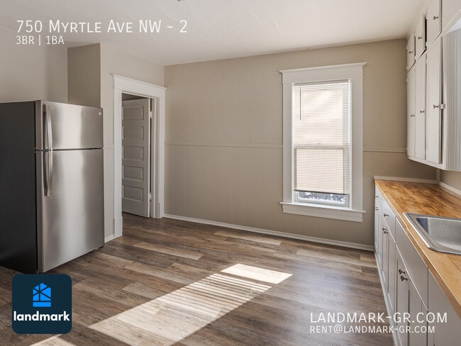 Building Photo - 750 Myrtle St NW