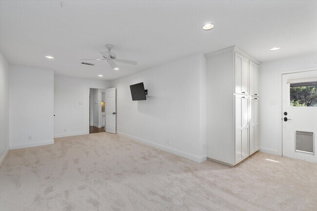 Building Photo - 106 Confidence Cove