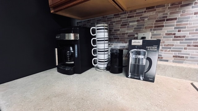 Building Photo - 360 Columbia St NE