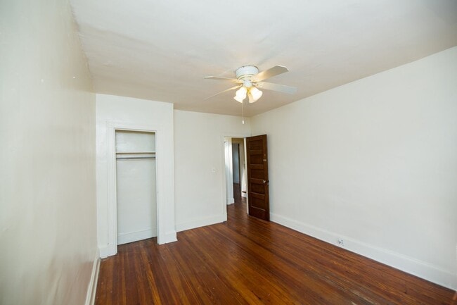 Building Photo - 2026/2027 JHU Off-Campus 5bd/2ba Rowhome w...