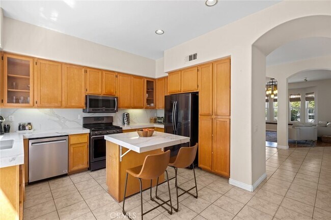 Building Photo - 49 Sconset Ln