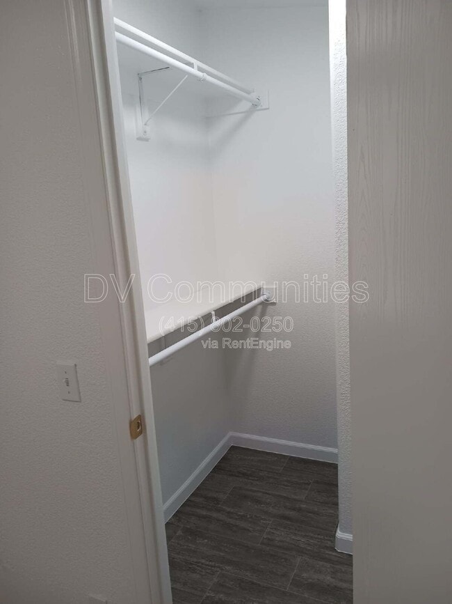 Building Photo - 52145 Dustan Rd