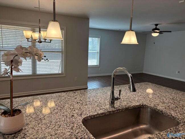 Building Photo - 227 Shubert Dr