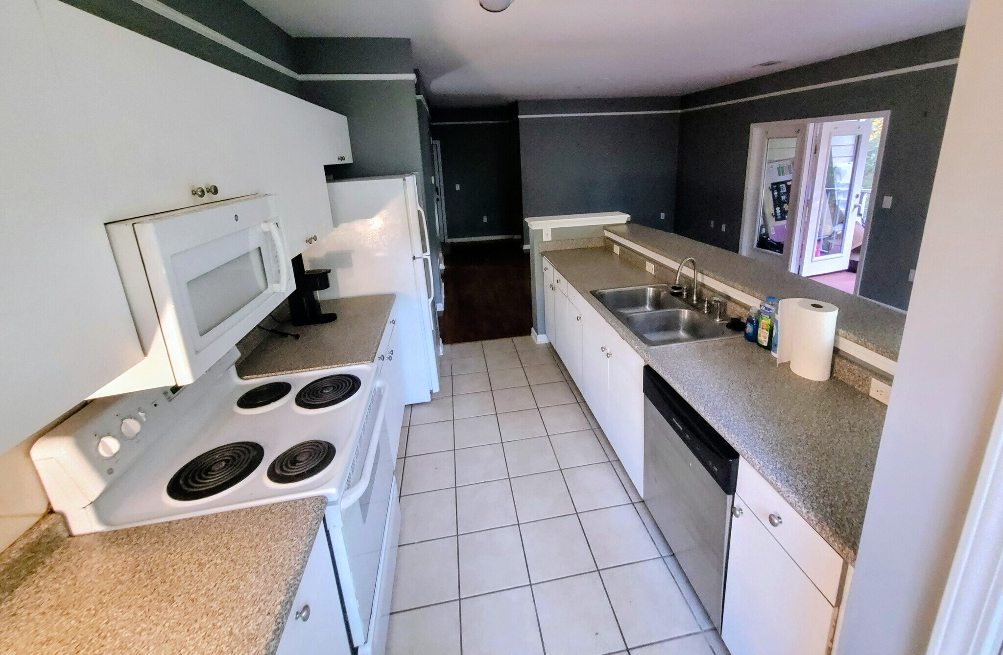 Kitchen - 2223 Egret Crest Ln