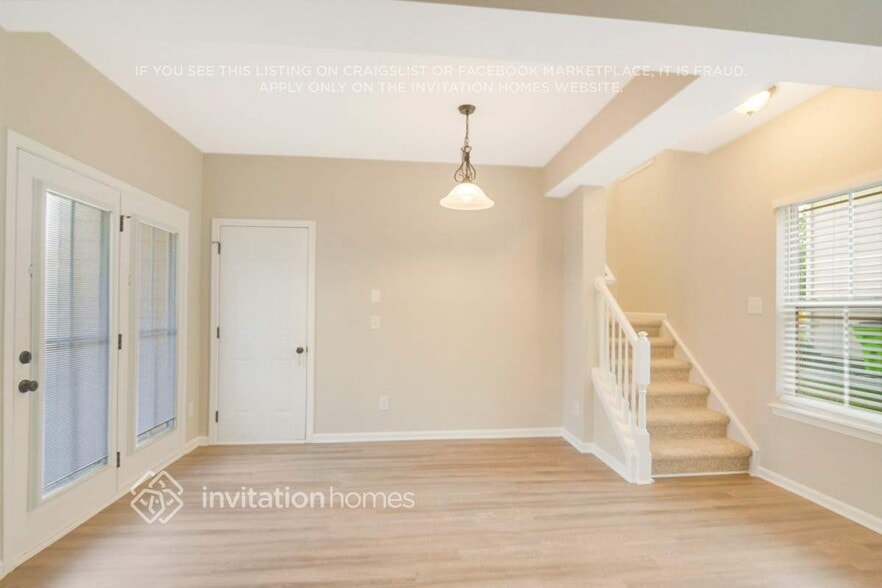 Building Photo - 1012 Crinoline Ln