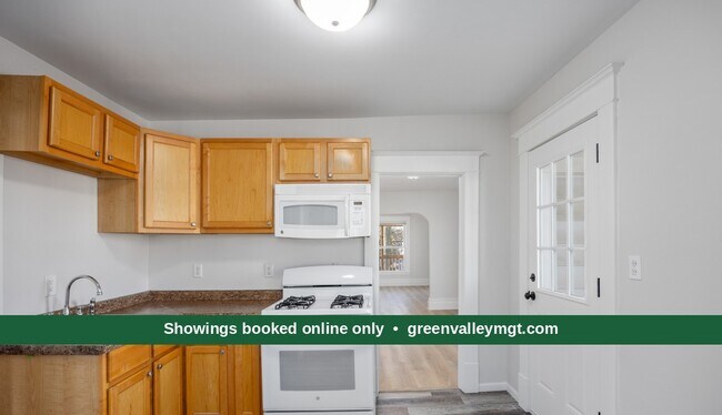 Building Photo - 743 Crosby St NW