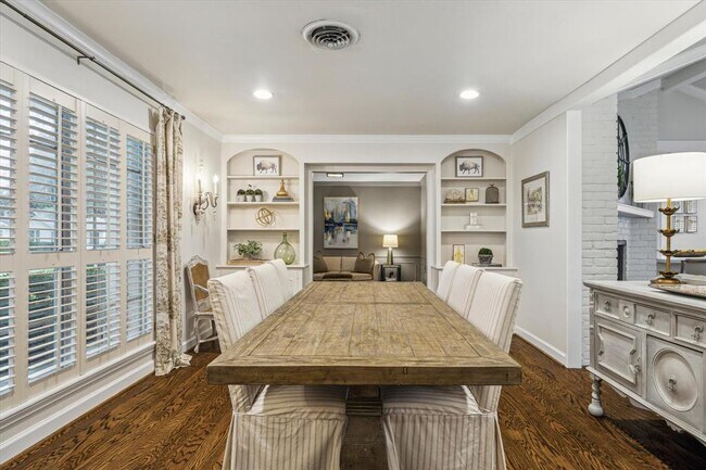 Building Photo - 7810 Pagewood Ln