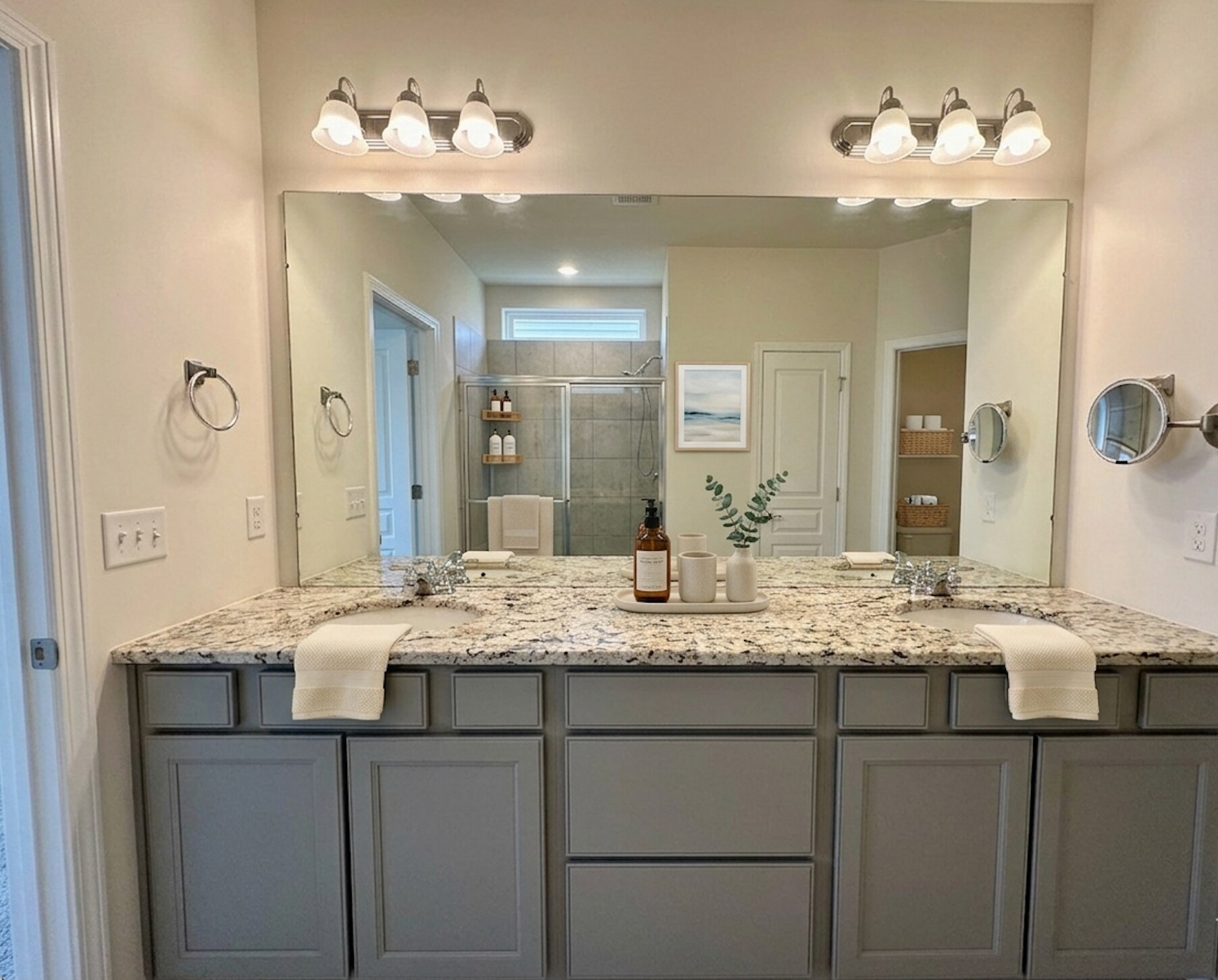 Building Photo - 2750 St. Regis Way