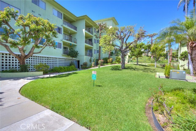 Building Photo - 1301 S Atlantic Blvd