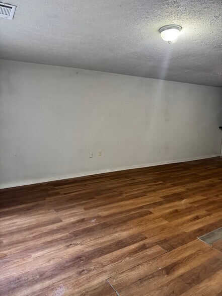 Building Photo - 75 Davis Mill Ct
