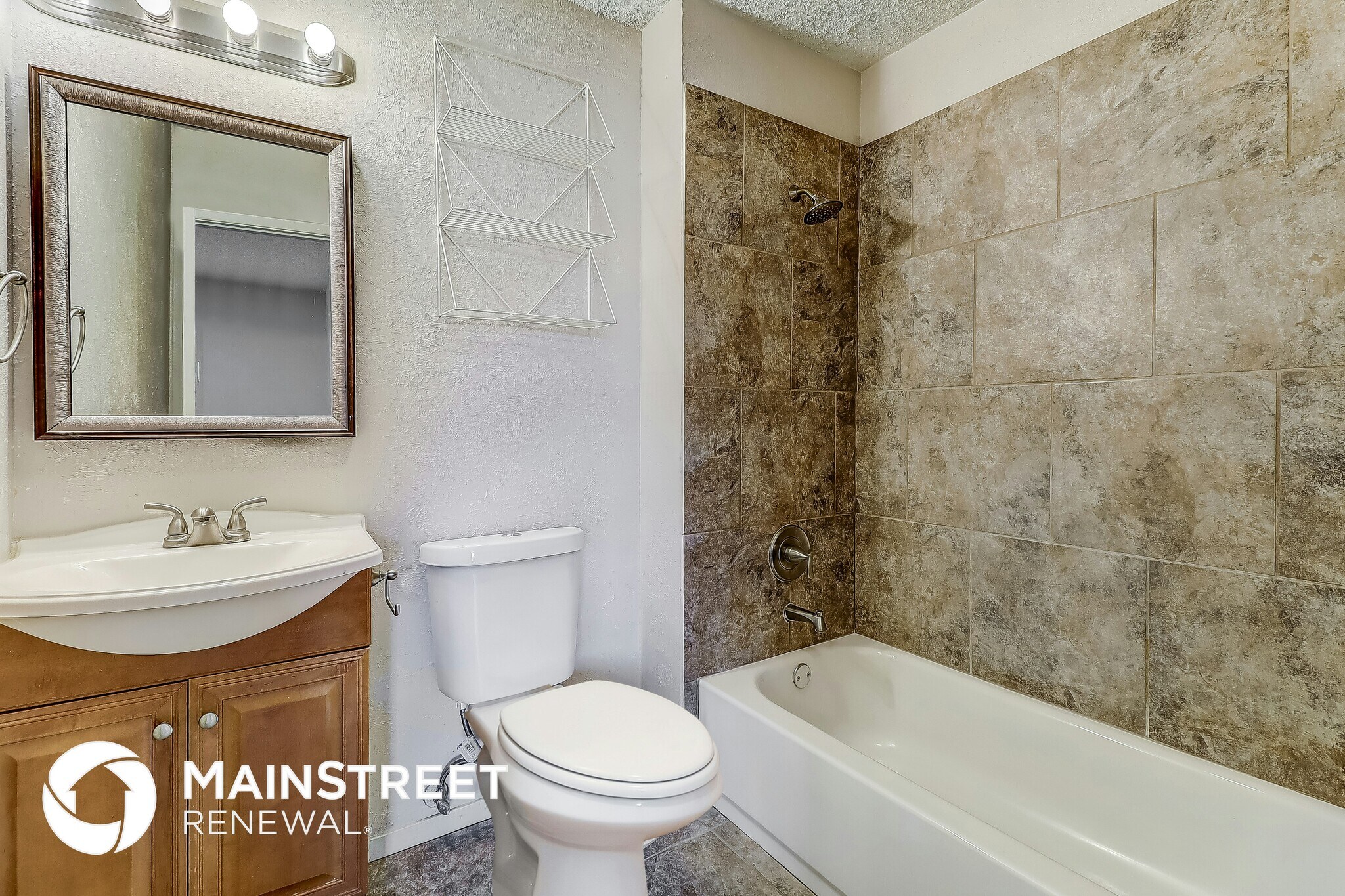 Building Photo - 706 Countryside Ct